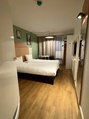 Hôtel Ibis Marne-La-Vallée Val d'Europe Chambres Photos