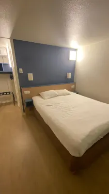 Hôtel Kyriad Direct Montpellier Saint Jean de Vedas La Peyriere Chambres Photos