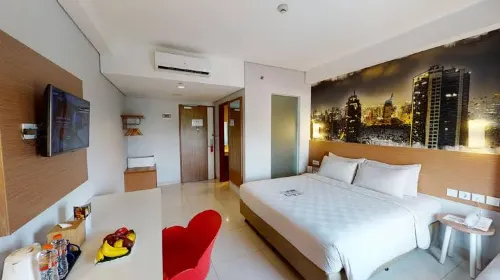 Cordela Hotel Senen Kamar Photos