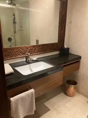 Hotel Yak & Yeti Kamar Photos