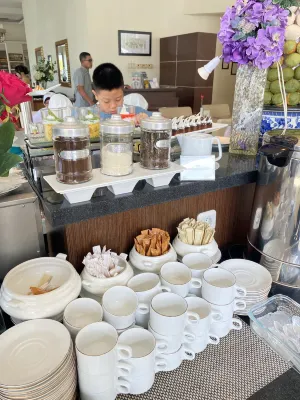 Horison Hotel Sukabumi Makanan Photos