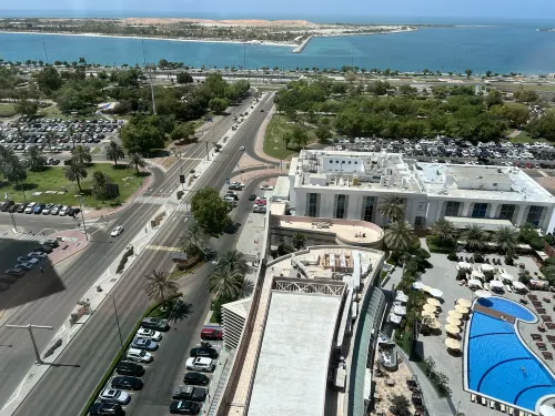 Le Royal Méridien Abu Dhabi Рядом с отелем Photos