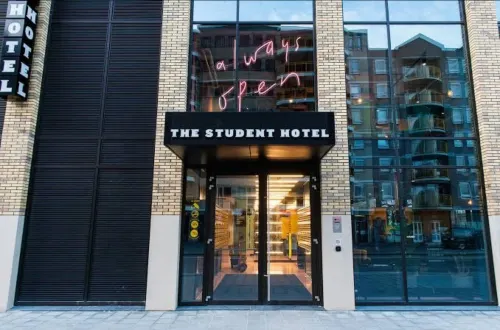 The Social Hub Eindhoven Extérieur Photos