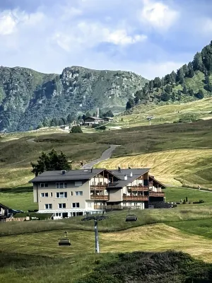 Como Alpina Dolomites بالقرب من الفندق Photos