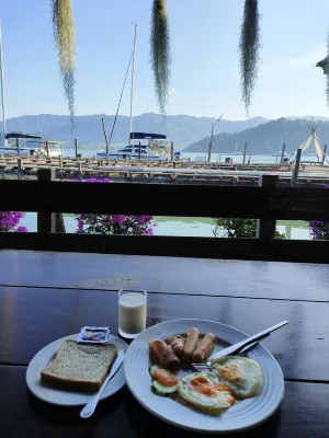 Salakphet Resort Restauration Photos