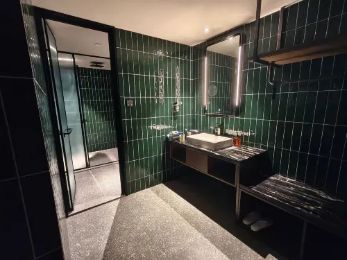 Orange Hotel (Hometown of Lu Xun, Shaoxing) Rooms Photos