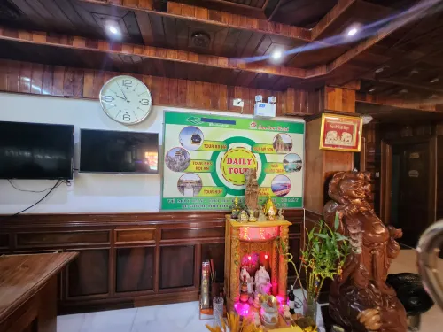 San San Hotel Photos