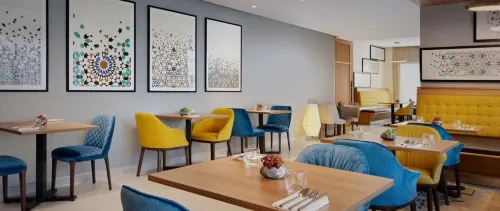 Hampton by Hilton Dubai Al Barsha Dining Photos