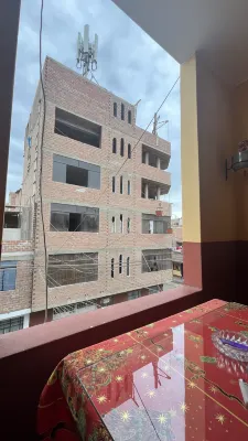 La Casa Del Viajero - Aeropuerto Lima Photos