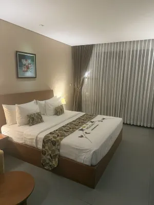 The Astari Villa and Residence Rooms Photos