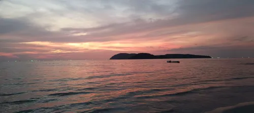 Cenang Plaza Beach Hotel Рядом с отелем Photos