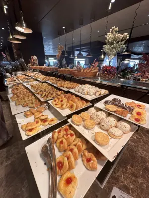Four Points by Sheraton Makkah Al Naseem Dining Photos