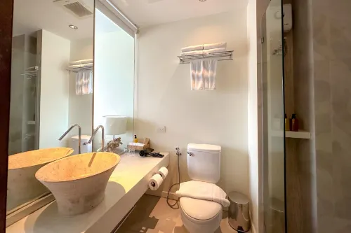 Bandara Beach Resort, Phuket Camere Photos