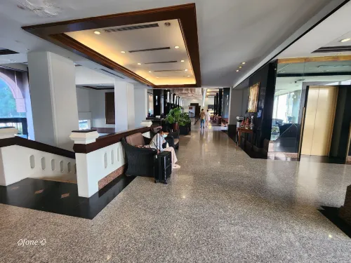 Songphanburi Hotel Öffentliche Flächen Photos