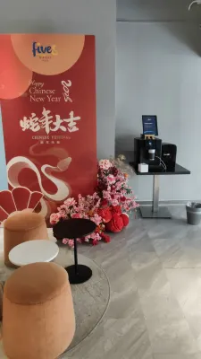 Fives Hotel Dnp Espaces publics Photos