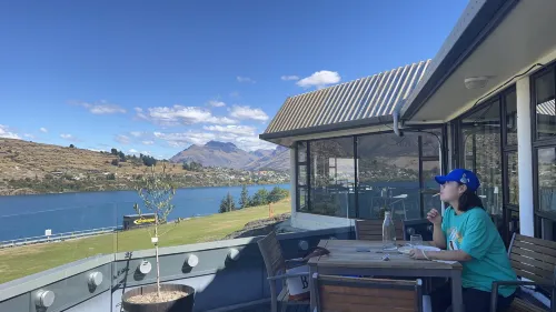 Holiday Inn Queenstown Frankton Road Photos