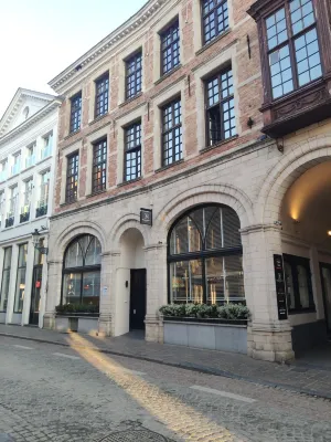 Hotel Bourgoensch Hof À proximité de l'hôtel Photos
