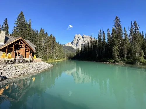 Emerald Lake Lodge À proximité de l'hôtel Photos
