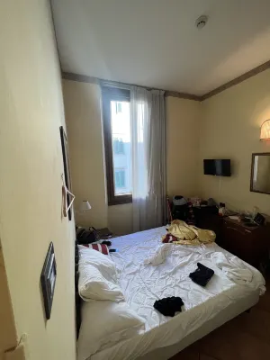 The Galileo Hotel Rooms Photos