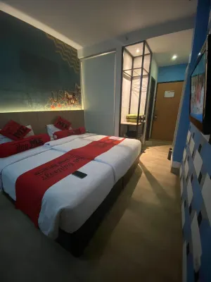 Meotel Purwokerto by Dafam Kamar Photos