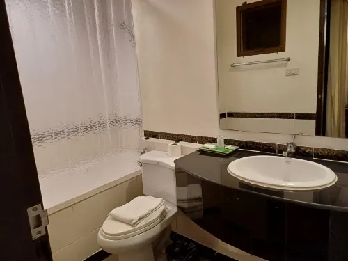 The Victory Residences Bangkok Zimmer Photos