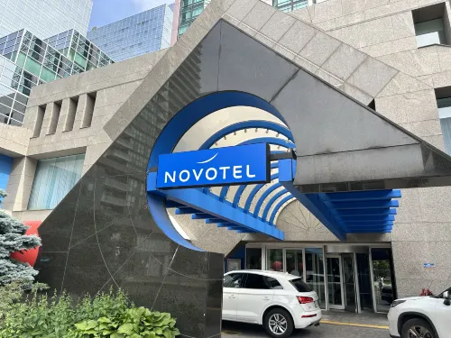 Novotel Toronto North York Exterior Photos