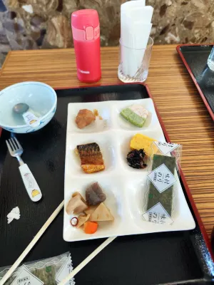 Fuji Syouei Kaikan Makanan Photos