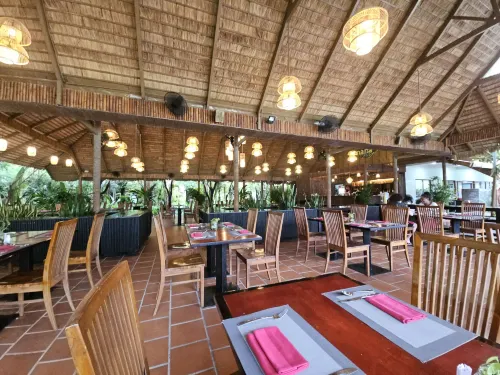 Diamond Bay Resort & Spa Mahlzeiten Photos