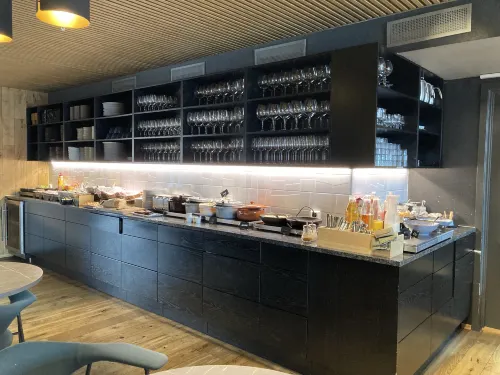 Svalbard Hotell | Polfareren Photos