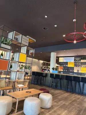 IntercityHotel Geneva Espaces publics Photos