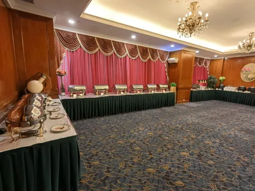 Golden Crown China Hotel Photos