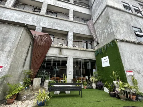 The Now Hotel Extérieur Photos