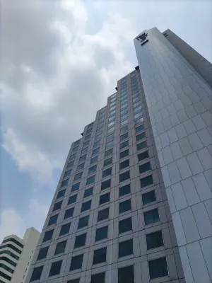 Radisson Blu Plaza Bangkok Exterior Photos