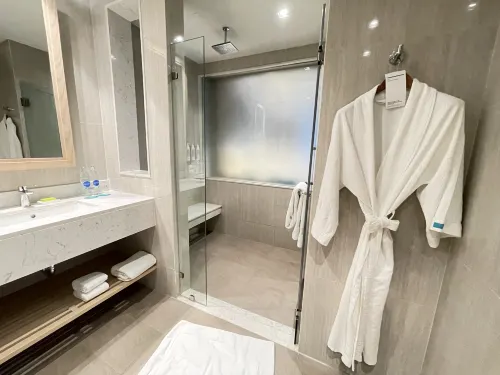 Le Meridien Khao Lak Resort & Spa Chambres Photos