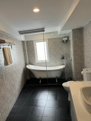 Siam Champs Elyseesi Unique Hotel Rooms Photos