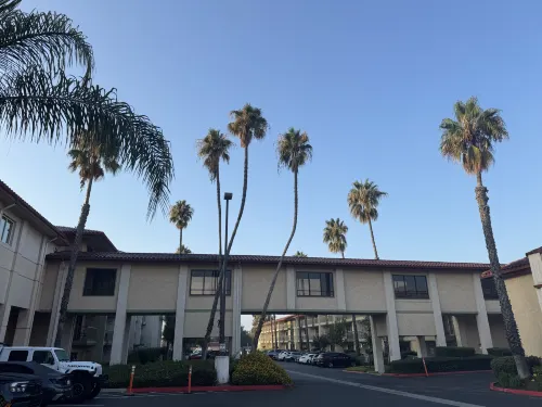 DoubleTree by Hilton Ontario Airport Extérieur Photos
