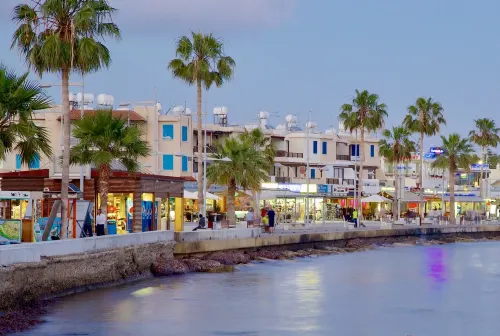 Paphos Gardens Holiday Resort Рядом с отелем Photos