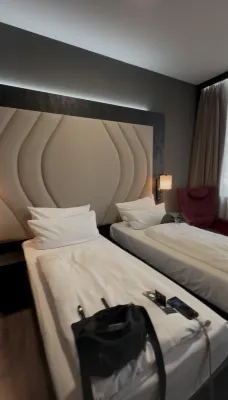 PLAZA Premium Heidelberg Rooms Photos