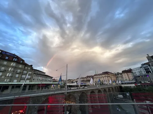 Moxy Lausanne City À proximité de l'hôtel Photos