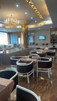 Annan Hotel Dining Photos
