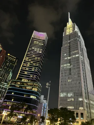 리버티 센트럴 사이공 시티포인트 호텔 주변 Photos