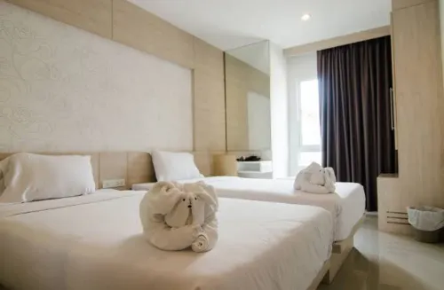 Mirage Express Patong Phuket Hotel Номера Photos