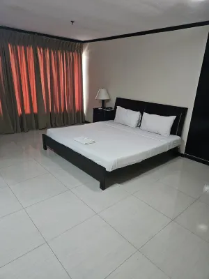 Richmond Plaza Hotel Camere Photos