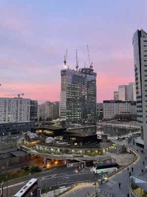 Fraser Suites Paris La Défense À proximité de l'hôtel Photos