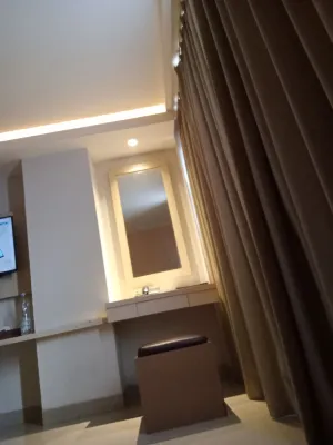 Grand Metro Hotel Tasikmalaya Kamar Photos