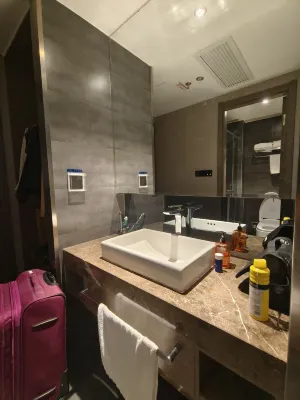 Waiting Hotel (Shanghai Bund Nanjing East Road Pedestrian Street) Rooms Photos