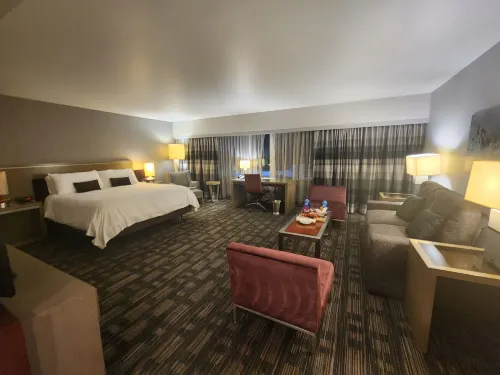 Loews Hollywood Hotel Camere Photos