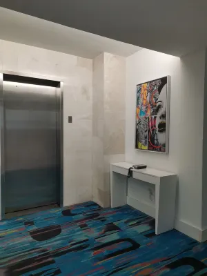 YVE Hotel Miami Photos