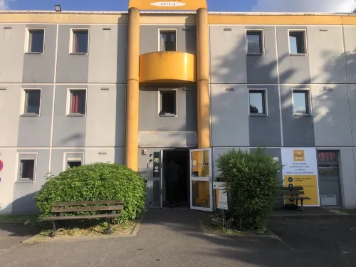 Premiere Classe Montreuil Photos