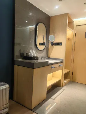 Country Inn & Suites by Radisson Hotel (Chengdu Huizhan Zhongxin Zhonghe Subway Station) Rooms Photos